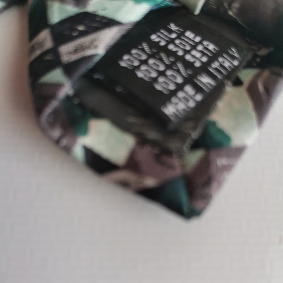 Mondo Di Marco silk tie - Picture 5 of 5